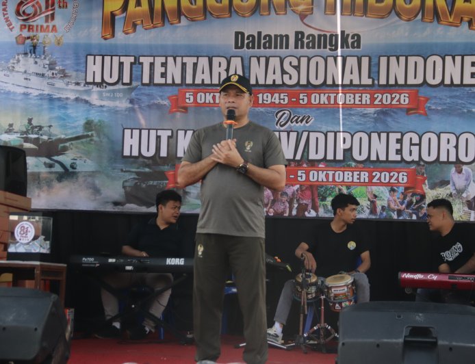 Semarak HUT ke-81 TNI Kodim Banjarnegara Gelar Jalan Sehat Pererat Kebersamaan Keluarga Besar