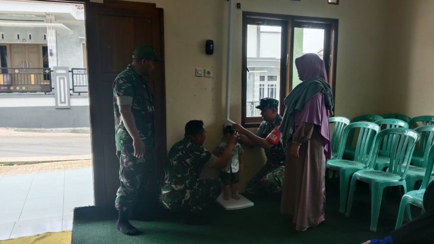 Babinsa Koramil 18 Pagentan Dampingi Kegiatan Posyandu Margo Mulyo 1, Wujud Kepedulian TNI terhadap Kesehatan Balita