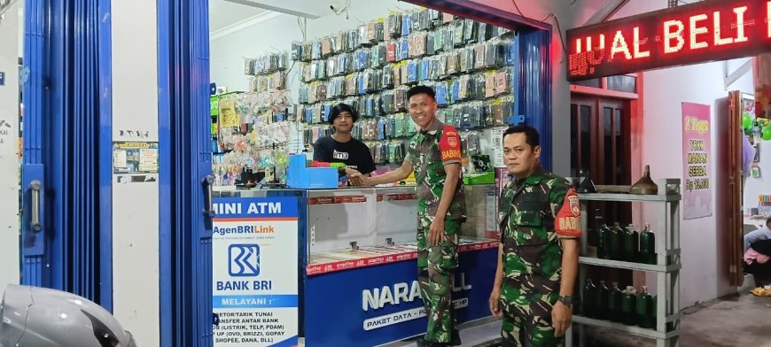 Babinsa Koramil 18/Pagentan Melaksanakan Patroli Malam Guna Memastikan Keamanan Wilayah