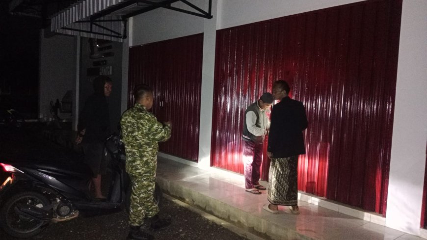 Pastikan lingkungan dan Fasilitas di wilayah aman, Babinsa laksanakan patroli di Desa Binaan